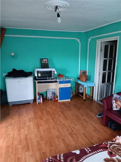 Manta Rosie  Hlincea Teren 616mp si Casa veche din caramida 81mp - 6