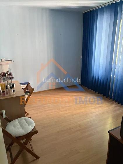 Apartament 3 camere zona Margeanului - 3