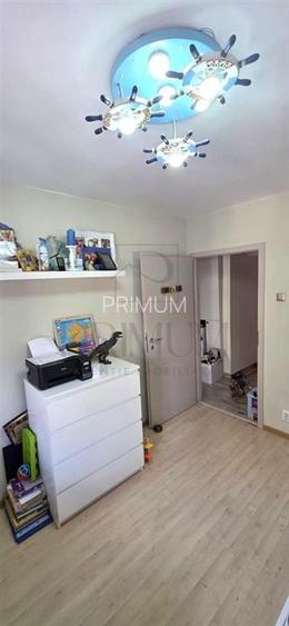 BUCOVINA - ETAJ 2 - RENOVAT - 3 CAM - 2 BAI - CENTRALA PROPRIE - CLIMA - DECOMAN - 3