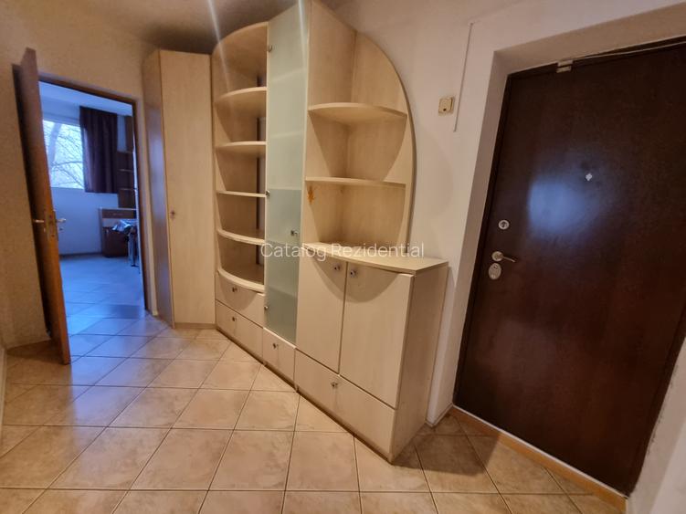 Apartament cu 2 camere de vanzare in zona Drumul Taberei metrou Favorit - 13