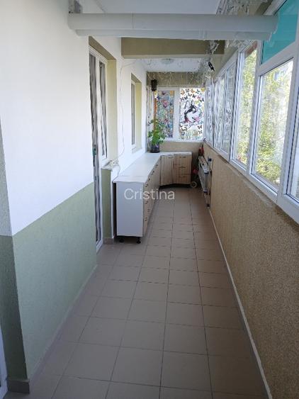 Proprietar vand apart. 2 camere decomandat mobilat utilat Solstitiului 27 - 11
