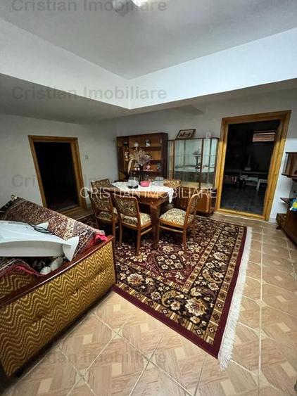 Super Pozitie ! Vila P+1+M zona Centrala 640mp construiti - 8