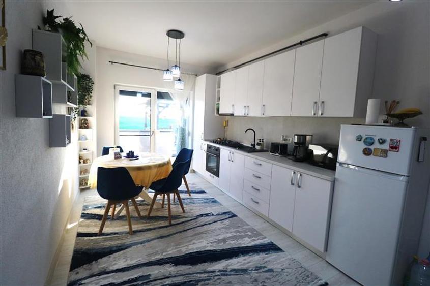 Apartament 2 camere , curte proprie, zona Mehala
