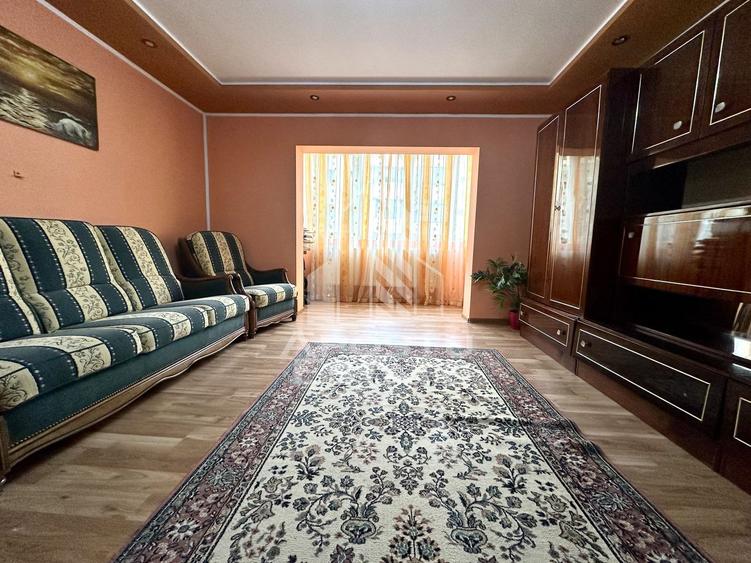 Apartament 3 camere de vanzare, decomandat, zona Sagului, Timisoara