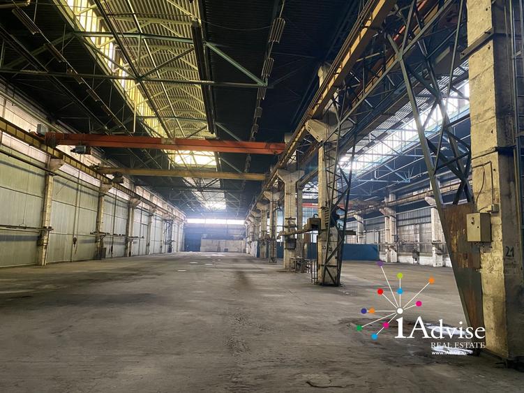 Spatiu industrial/Hala 4000 mp Pod rulant
