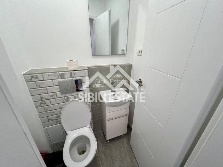 Apartament 4 camere renovat, 79 mp cu logie, Vasile Aaron, Sibiu - 9