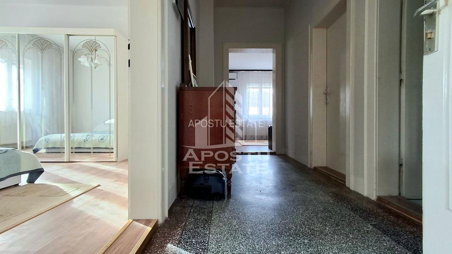 Casa Spatioasa cu Teren Generos in Vladimirescu - 11