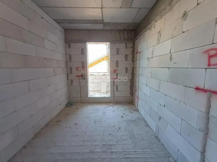 2 camere cu balcon pe două laturi - 4