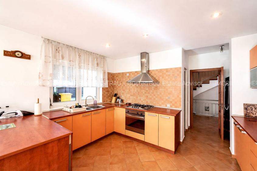 Vila 5 camere cu curte și Grădină - 3