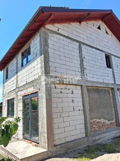 Casă P+1 construită în 2022, 4 camere, panouri solare, teren 375 mp – Băbeni, Vâ - 3
