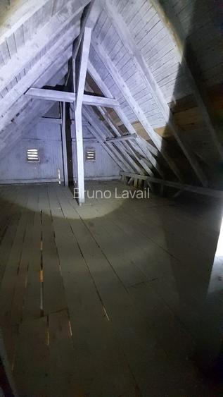 Pensiune in stilul arhitectural al cabanelor austriece, 5000 mp, teren - 6