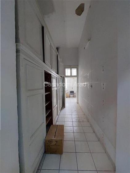 Spatiu comercial, zona centrala - 16