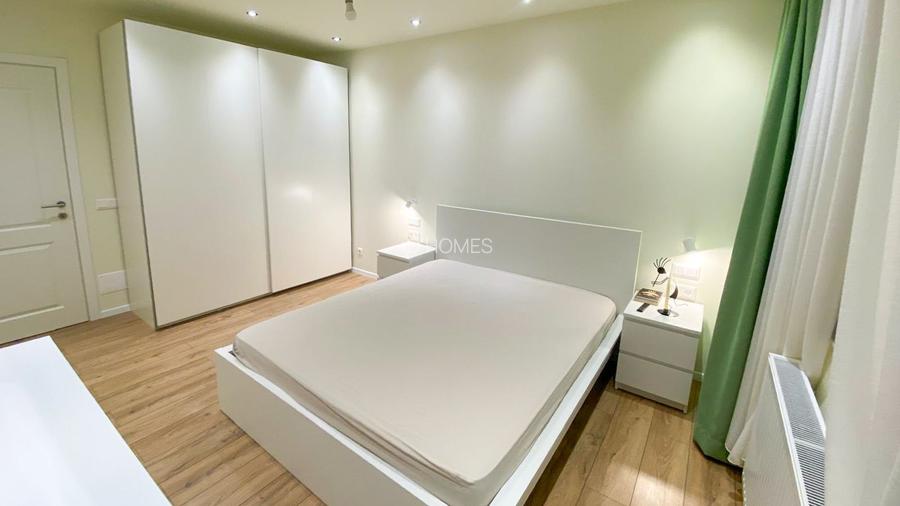 V&acirc;nzare vilă 8 camere | Grădină 500mp | 3 locuri de parcare - 9