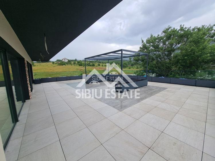 Casa Sibiu Cisnadioara, garaj, piscina, terase panoramice - 8