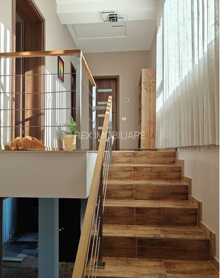 Duplex despartit prin carport - Dumbravita- zona centrala - 6