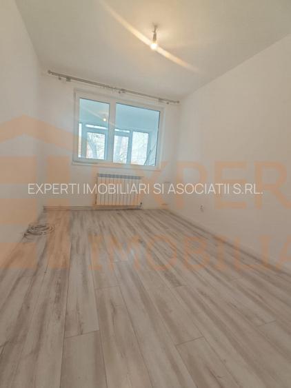 Apartament 3 camere de vanzare in zona Far, Constanta - 12