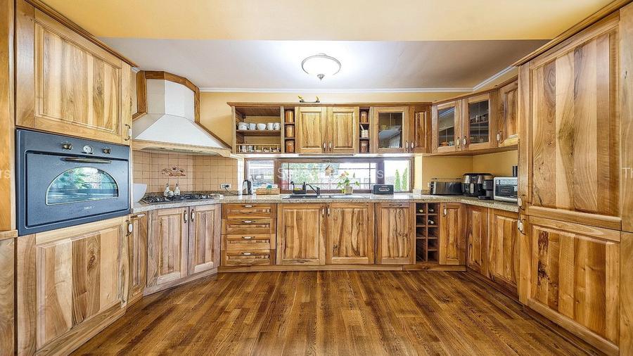 Suprafata generoasa teren - 11