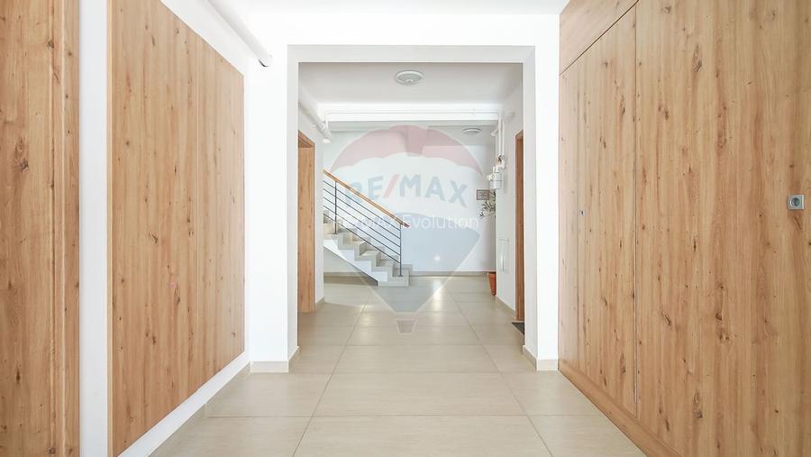 Apartament 3 Camere | Decomandat | 76 mp | Mountain View | Comision 0% - 22