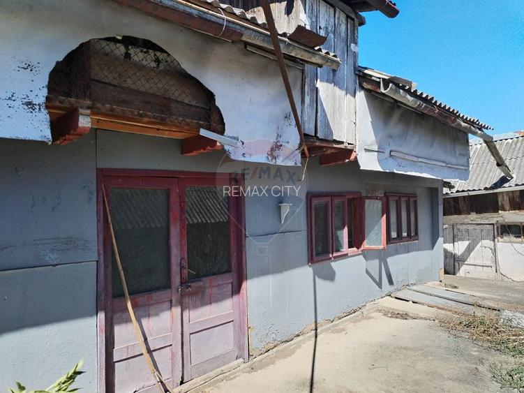 Casă / Vilă cu 4 camere de vânzare în zona Central - 12