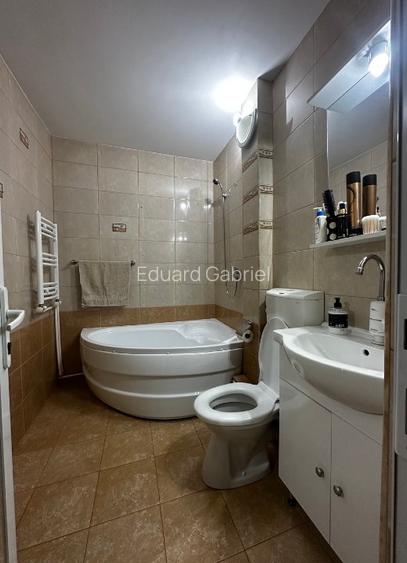 Apartament 2 camere, transformat in 3 camere, Zona Inel 2 - Aleea Solidaritatii - 7