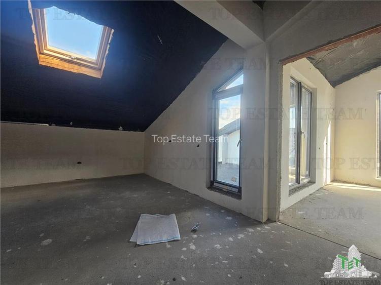 Vila noua 4 camere de vanzare metrou Pacii-sector 6 - 11