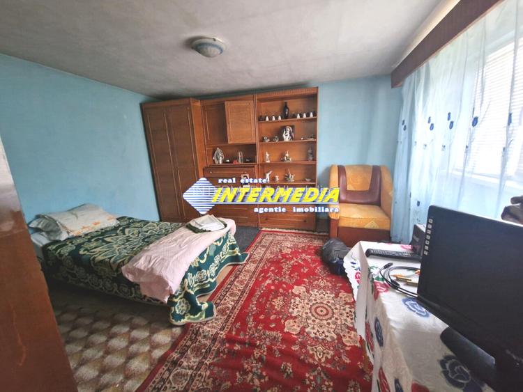 OKAZIE ! Casa cu Magazie 99 mp. Teren 570 mp. Alba Zona Arex toate utilitatile - 7