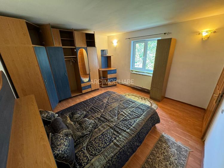 Casa in Săcele poziționată într-o zona linistita, comision 0 - 9