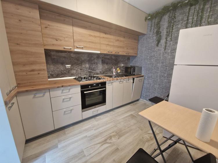 Garsoniera+Parcare.Bloc Nou. Moghioros Park / Drumul Taberei.Metrou - 2