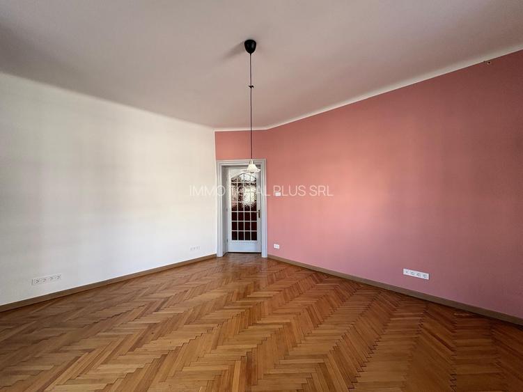 Piata Romana, imobil interbelic, parter, ideal BIROU - 4