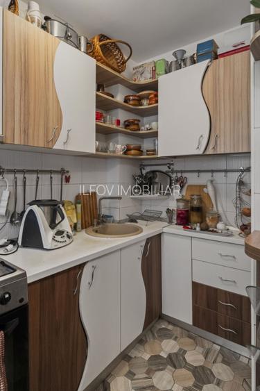 Apartament 3 camere Pta Romana, vedere spre parcul din spate, spatios decomandat - 15