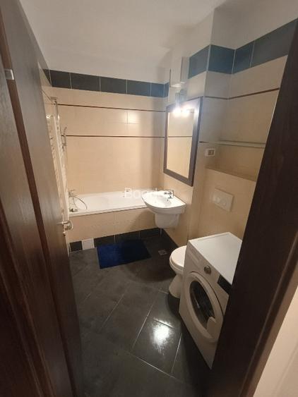 proprietar , vand apartament cu 2 camere torontalului,iris3 si loc de parcare - 2