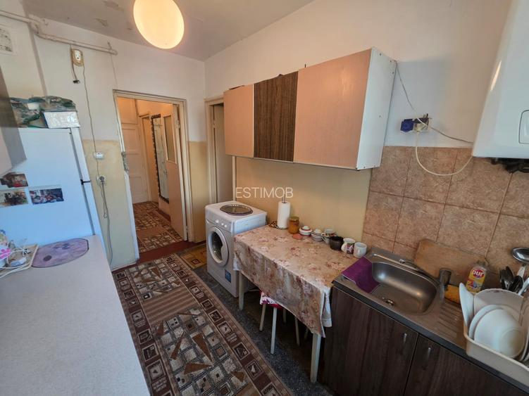 Apartament 2 camere liber la vanzare zona Astra str.Neptun etaj 1 balcon mare - 18