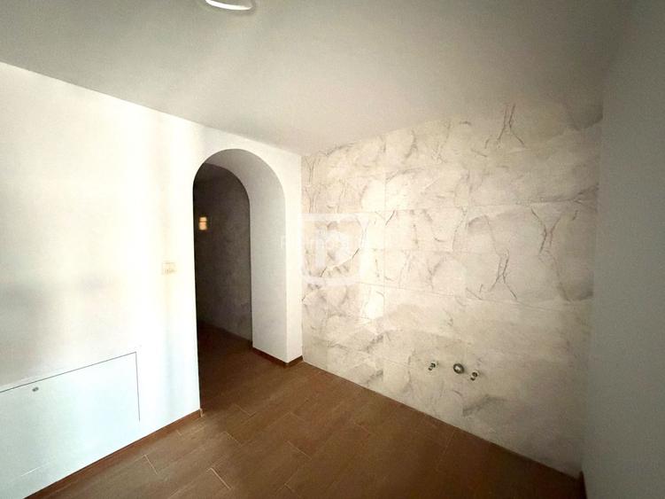 Casa renovata complet, Corlata Centru - 9