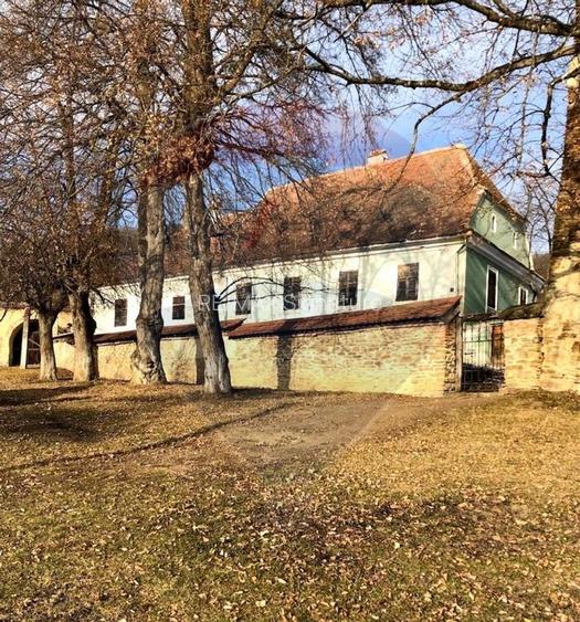 DE VANZARE Teren intr-un colț de Transilvanie autentică - 7