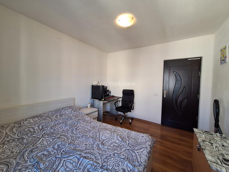 Apartament cu 3 camere, 64 mp, parcare, zona Terra - 8