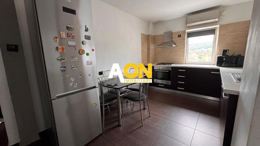 Apartament 4 camere de închiriat | 90 mp | Decomandat | Zona Cetate - 5