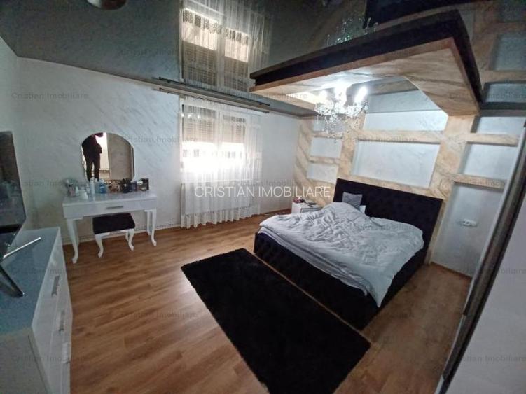 Palat P+1+M, 300mp construiti ,TOTUL NOU  Chercea Mobilat tot NOU ! - 14