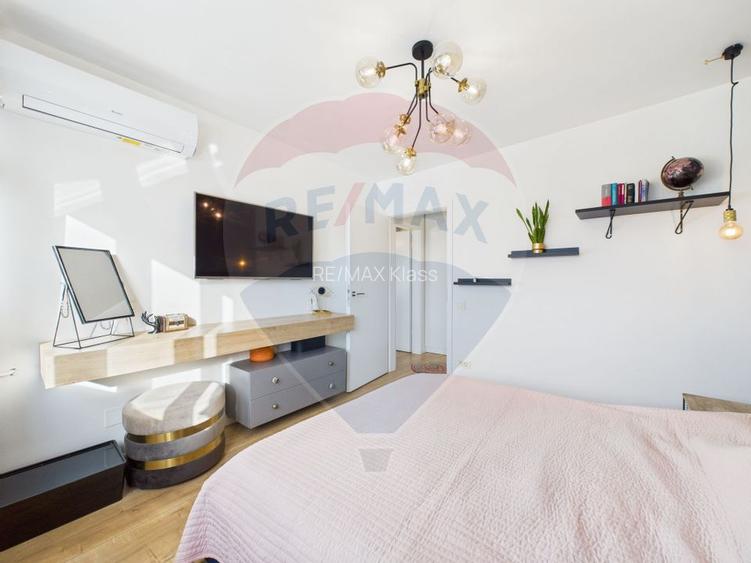 De vanzare | Apartament 2 camere | Unirii - 13