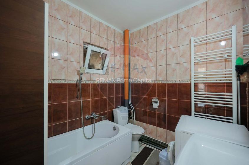 De vanzare casa cu 3 camere si teren 950 mp in Mihai Bravu - 9