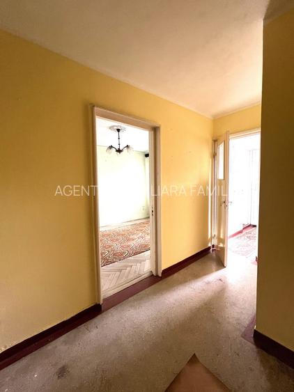 🏡 Apartament 2 camere, etaj 3, stradal – zonă excelentă Micro 40 - 5
