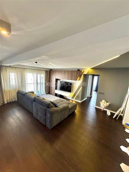 Apartament confort lux cu terasa si garaj in Europa - 10