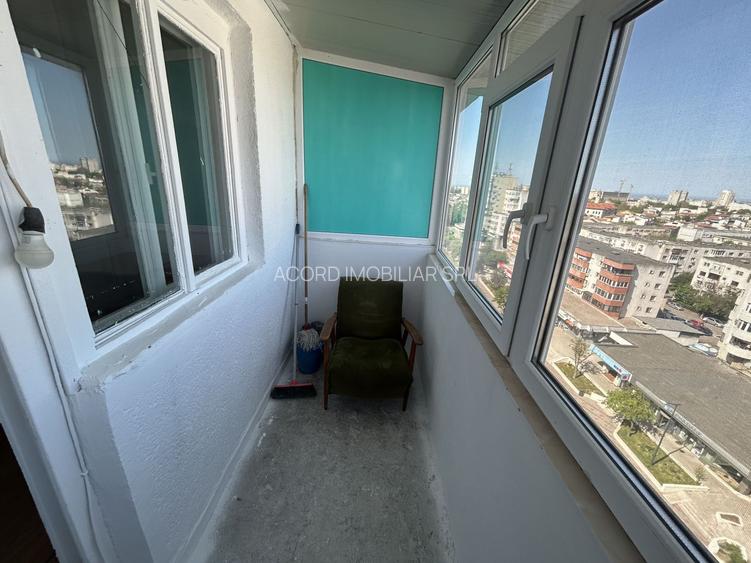 Apartament 3 camere zona Casa de Cultura - 12