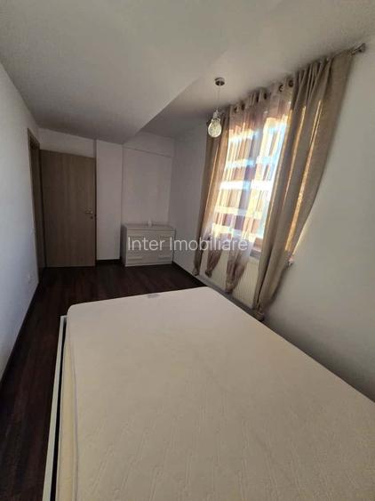 Apartament cu 3 camere si 2 bai pe 2 niveluri - 2