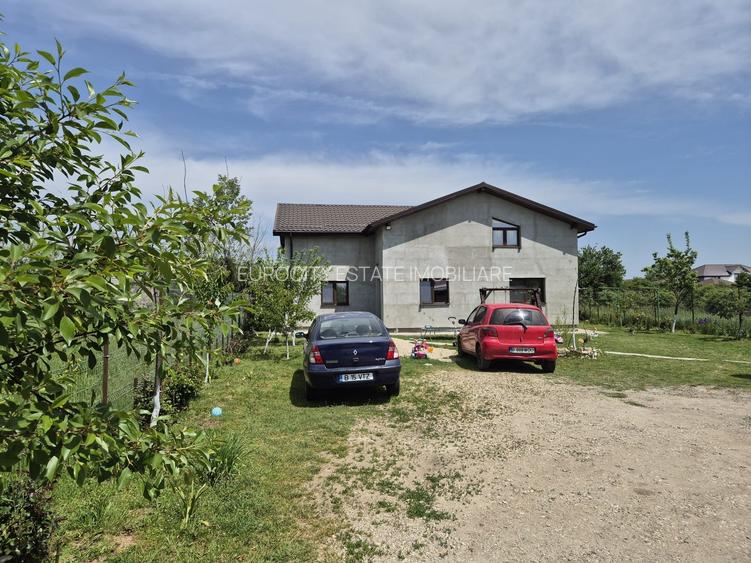 Mihailesti, vanzare vila P+M, 258mp, teren 912mp. - 4