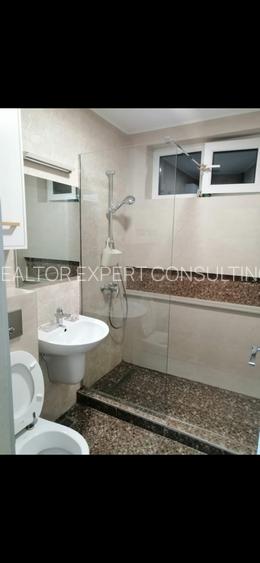 Apartament 2 camere, zona Tomis 1, etajul 3, centrala gaz. - 12