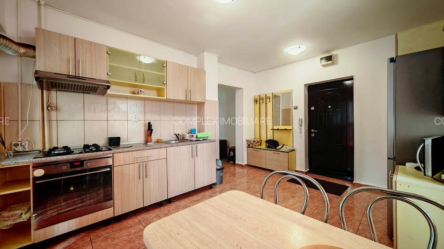 Parcul Tineretului | intrarea Lumea Copiilor | spatios | bl. anvelopat | parcare - 3