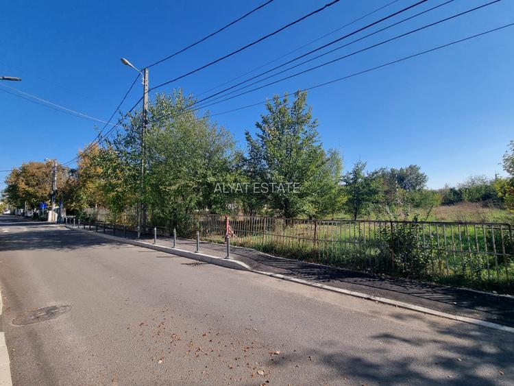 Teren 5500mp  Petrom City / Strada Nuferilor - 12