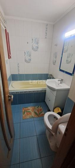 Închiriez apartament 3 camere semidecomandat, Podu Roș  - 7