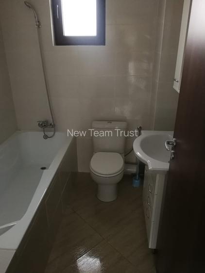 Otopeni Vanzare Vila  Duplex (4 camere )240 000eur - 6