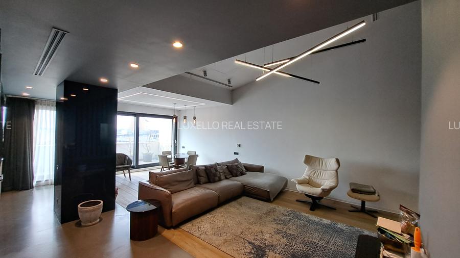 APARTAMENT 4 CAMERE CU SCARA INTERIOARA TIP LOFT -ULTRA LUX - 37